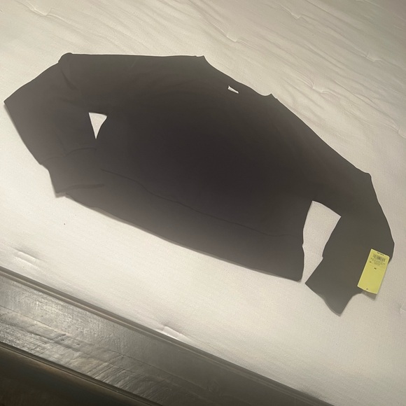 Cropped Sweatshirt - Picture 8 of 8